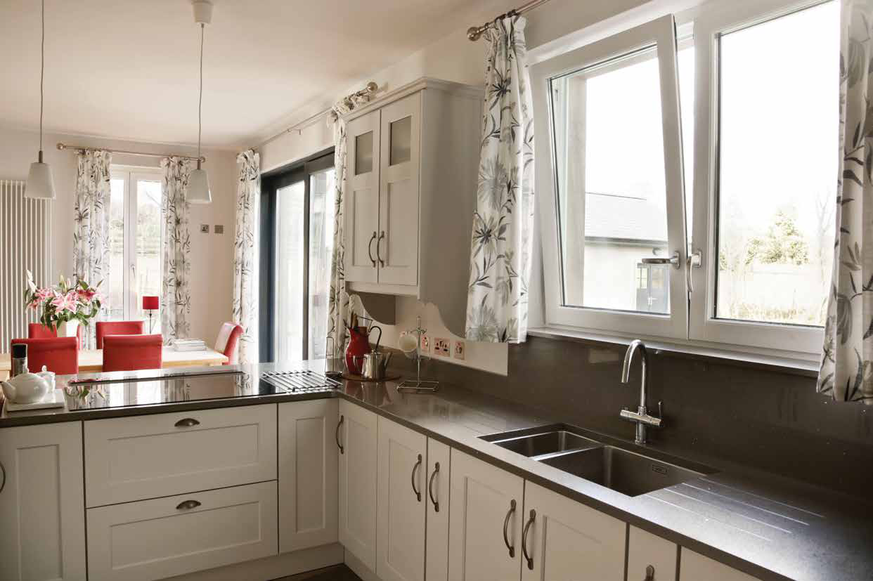 Tilt and turn window